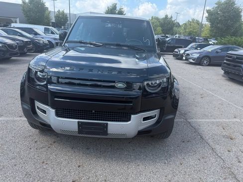 Used 2024 Land Rover Defender 130 S AWD/4WD image 2