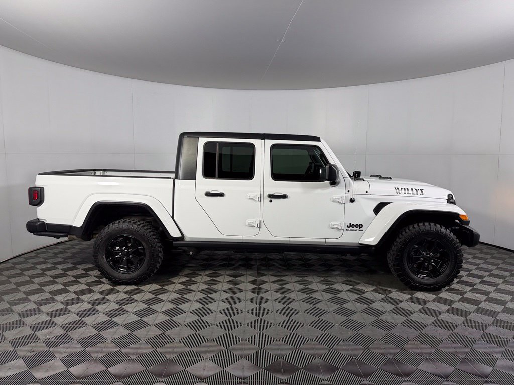 Used 2021 Jeep Gladiator Sport AWD/4WD image 7