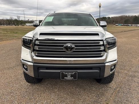Used 2019 Toyota Tundra Limited w/ Limited Premium Package image 6