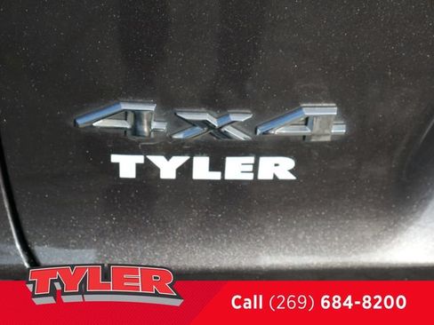 Used 2021 Jeep Cherokee Limited AWD/4WD image 13