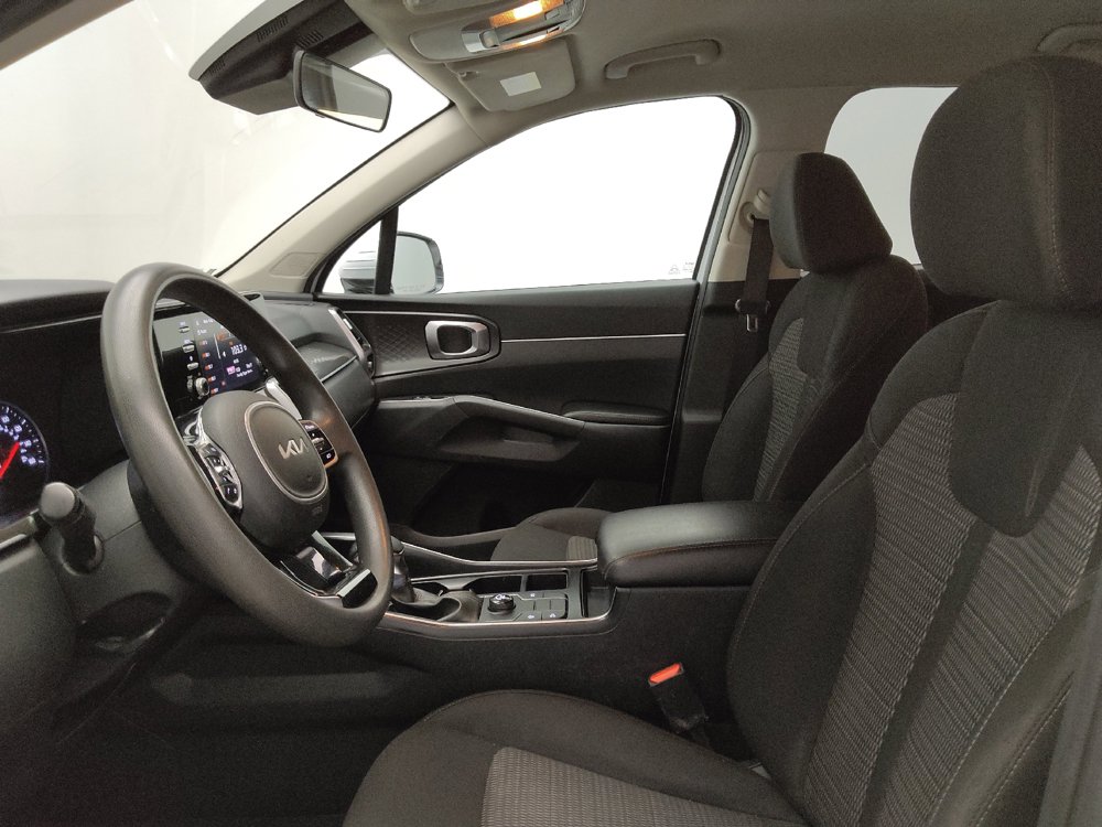 Used 2022 Kia Sorento LX FWD image 17
