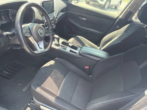 Used 2020 Nissan Sentra SV w/ Lighting Package FWD image 9