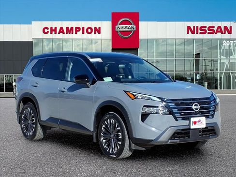 Used 2025 Nissan Rogue SL w/ Tech Package image 1