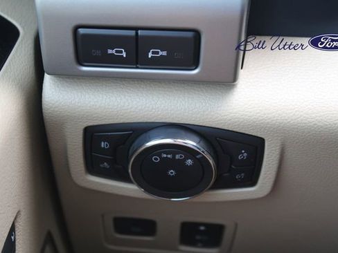 Used 2020 Ford F250 Lariat w/ Lariat Ultimate Package AWD/4WD image 22