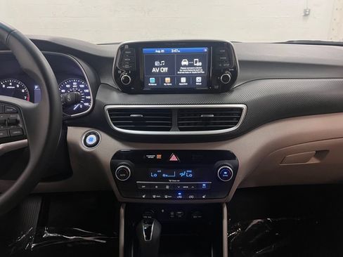 Used 2020 Hyundai Tucson Sport FWD image 19