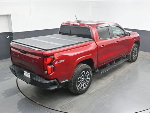 Used 2024 Chevrolet Colorado Z71 w/ Z71 Convenience Package 2 AWD/4WD image 40