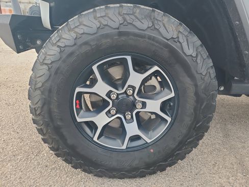 Used 2021 Jeep Wrangler Rubicon image 11