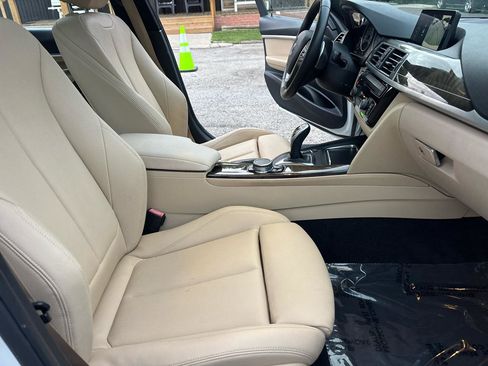 Used 2017 BMW 330i Sedan RWD image 15