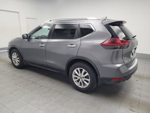 Used 2018 Nissan Rogue SV w/ Premium Package FWD image 3
