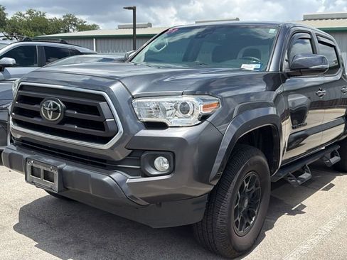 Used 2022 Toyota Tacoma SR5 w/ Technology Package AWD/4WD image 15