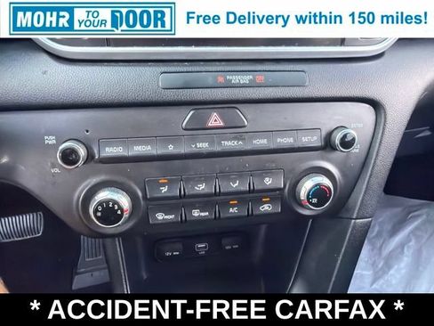 Used 2021 Kia Sportage LX AWD/4WD image 23