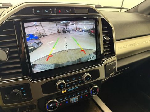Used 2022 Ford F250 Lariat w/ Lariat Value Package AWD/4WD image 30
