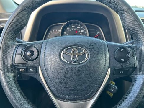 Used 2015 Toyota RAV4 XLE image 10