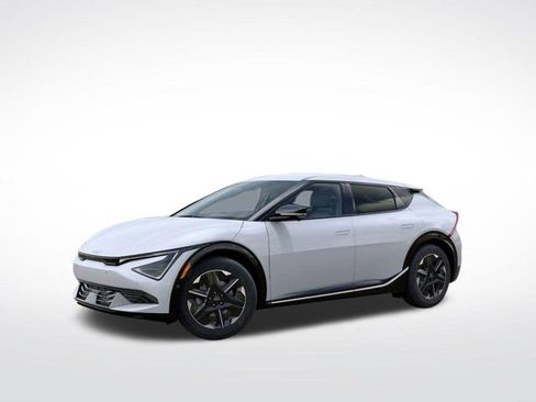 New 2025 Kia EV6 Wind image 3