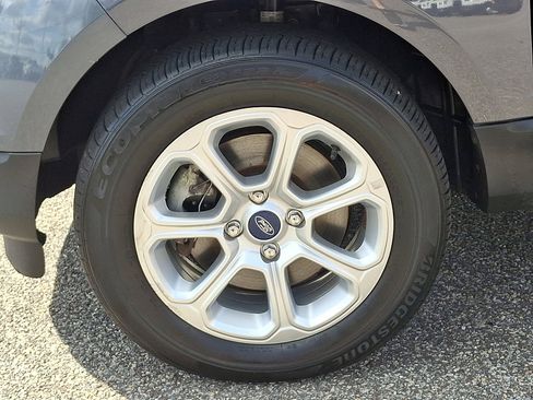 Certified 2022 Ford EcoSport SE image 28