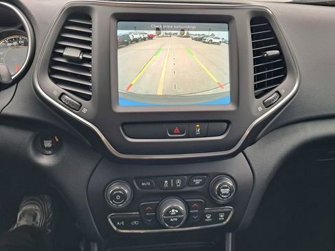 Used 2022 Jeep Cherokee Latitude Lux image 21