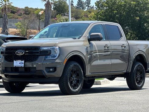 New 2026 Ford Ranger Lariat w/ Black Appearance Package AWD/4WD image 7