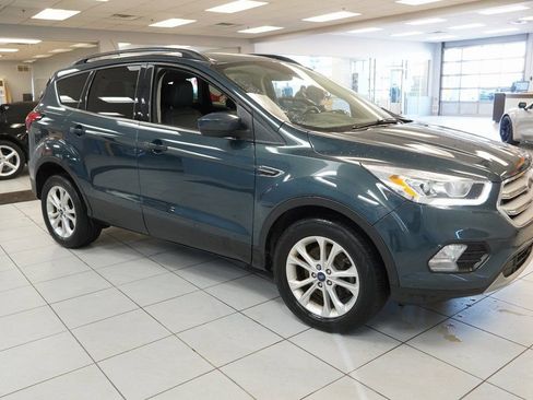 Used 2019 Ford Escape SEL image 14