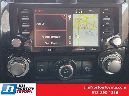 Used 2024 Toyota 4Runner TRD Off-Road Premium image 19