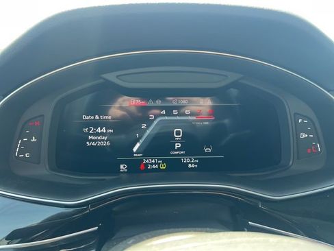 Used 2025 Audi Q7 3.0T Premium Plus AWD/4WD image 10