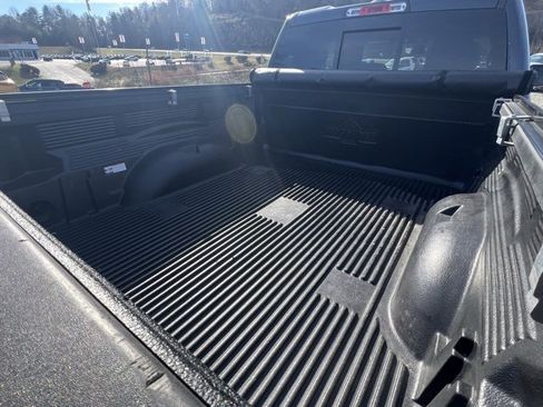 Used 2021 RAM 1500 Big Horn image 4