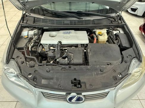 Used 2011 Lexus CT 200h Premium image 33