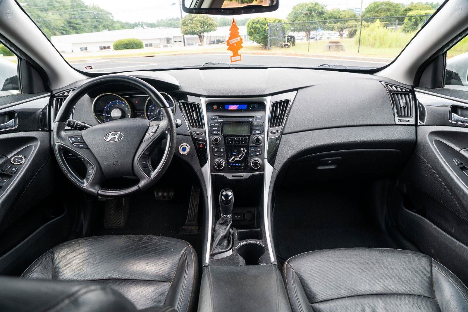 Used 2012 Hyundai Sonata Limited FWD image 27