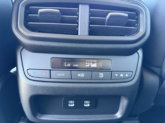 New 2026 Honda Pilot Touring image 10