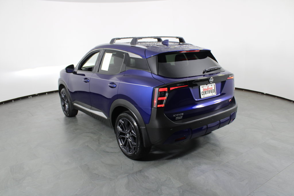 Certified 2025 Nissan Kicks SR FWD image 16