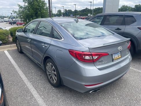 Used 2015 Hyundai Sonata Sport w/ Option Group 03 FWD image 7