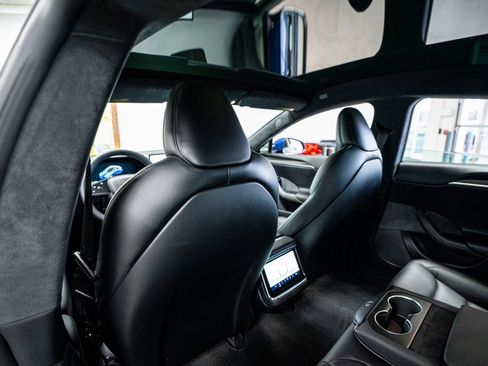 Used 2021 Tesla Model S Plaid image 52