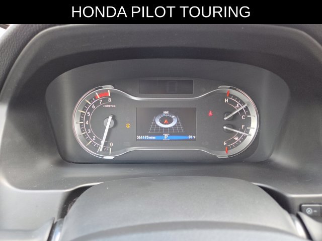 Used 2018 Honda Pilot Touring image 32