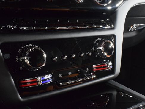 New 2024 Rolls-Royce Spectre w/ Spectre Launch Package image 30