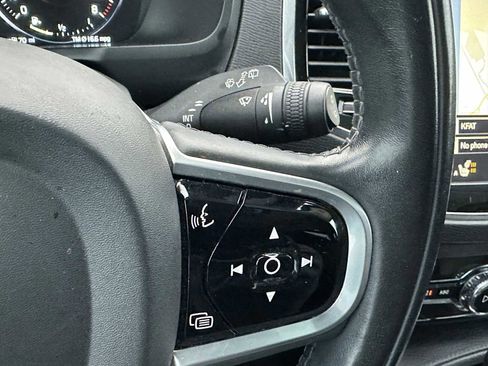 Used 2018 Volvo XC90 T6 Momentum image 37