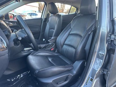Used 2016 MAZDA MAZDA3 i Grand Touring image 7