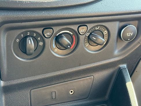 Used 2016 Ford Transit 350 XLT image 31