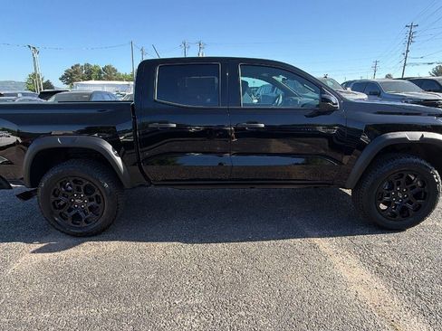 New 2026 Chevrolet Colorado Trail Boss AWD/4WD image 4