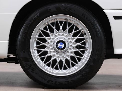 Used 1988 BMW M3 Coupe image 33