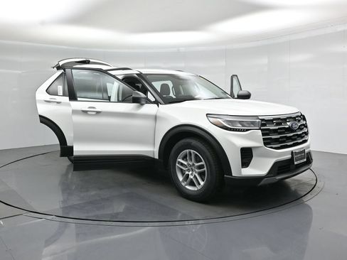 New 2026 Ford Explorer Active RWD image 29