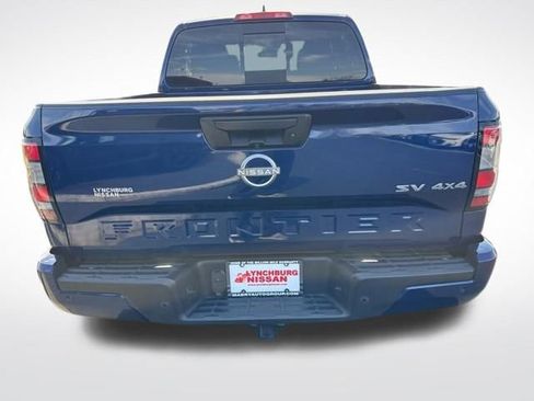 Used 2023 Nissan Frontier SV w/ SV Convenience Package image 4