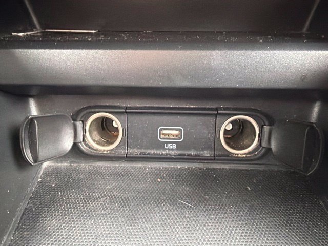 Used 2021 Kia Soul LX FWD image 25