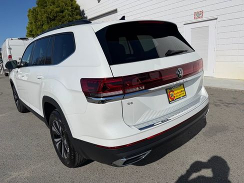 New 2026 Volkswagen Atlas SE FWD image 4