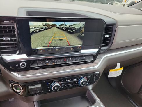 New 2026 GMC Sierra 1500 SLT w/ SLT Premium Package AWD/4WD image 27
