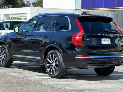 Certified 2025 Volvo XC90 B6 Plus image 6