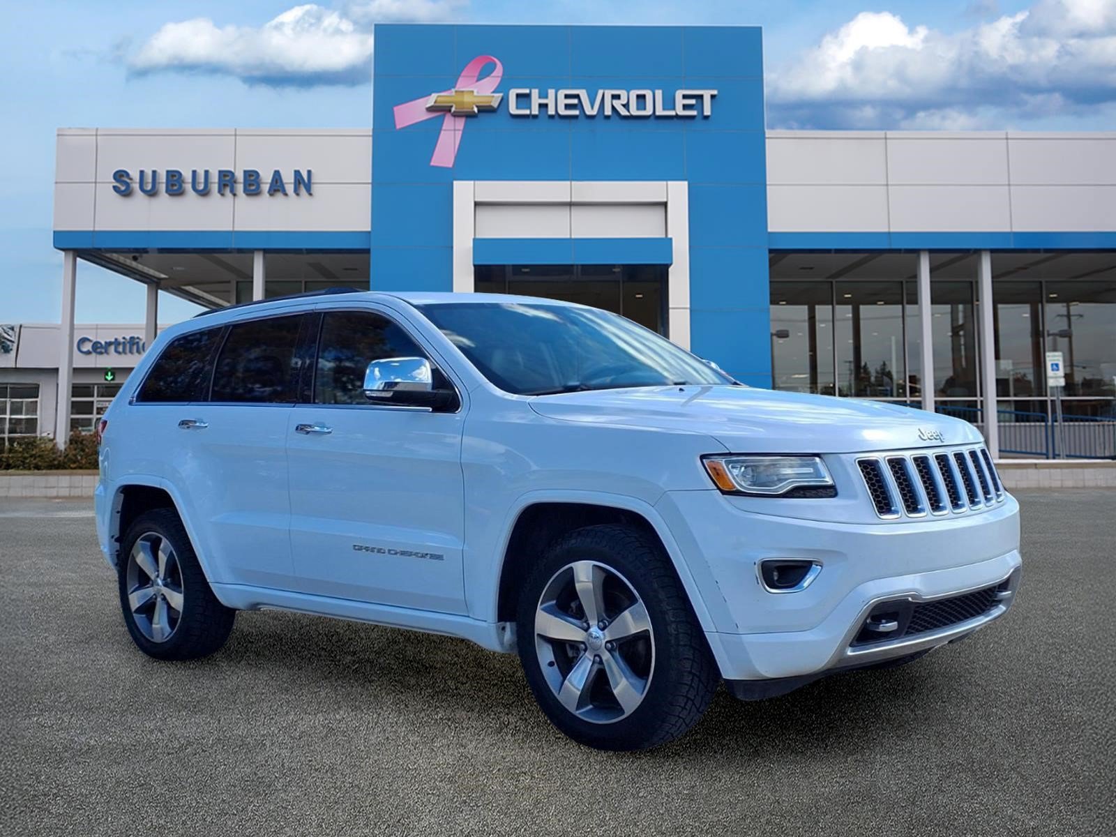 Used 2015 Jeep Grand Cherokee Overland RWD image 3