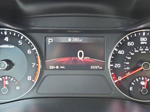 Used 2024 Kia Forte LXS FWD image 13