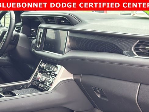 Used 2024 GMC Yukon XL Denali w/ Max Trailering Package image 28