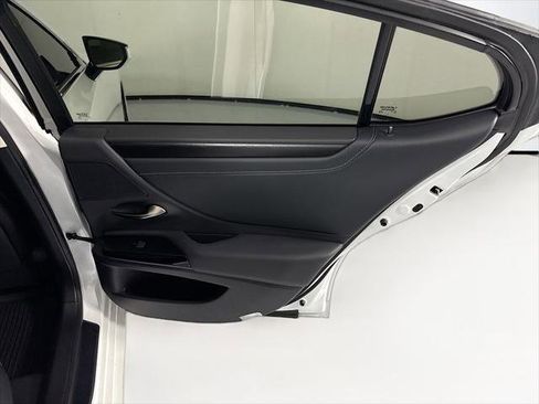 Certified 2025 Lexus ES 300h w/ Premium Package FWD image 27