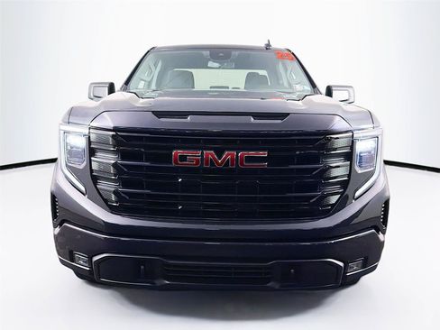 Used 2025 GMC Sierra 1500 Elevation AWD/4WD image 6
