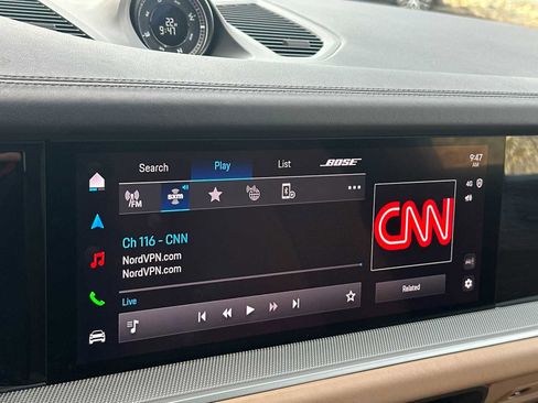 Certified 2025 Porsche Cayenne E-Hybrid image 19